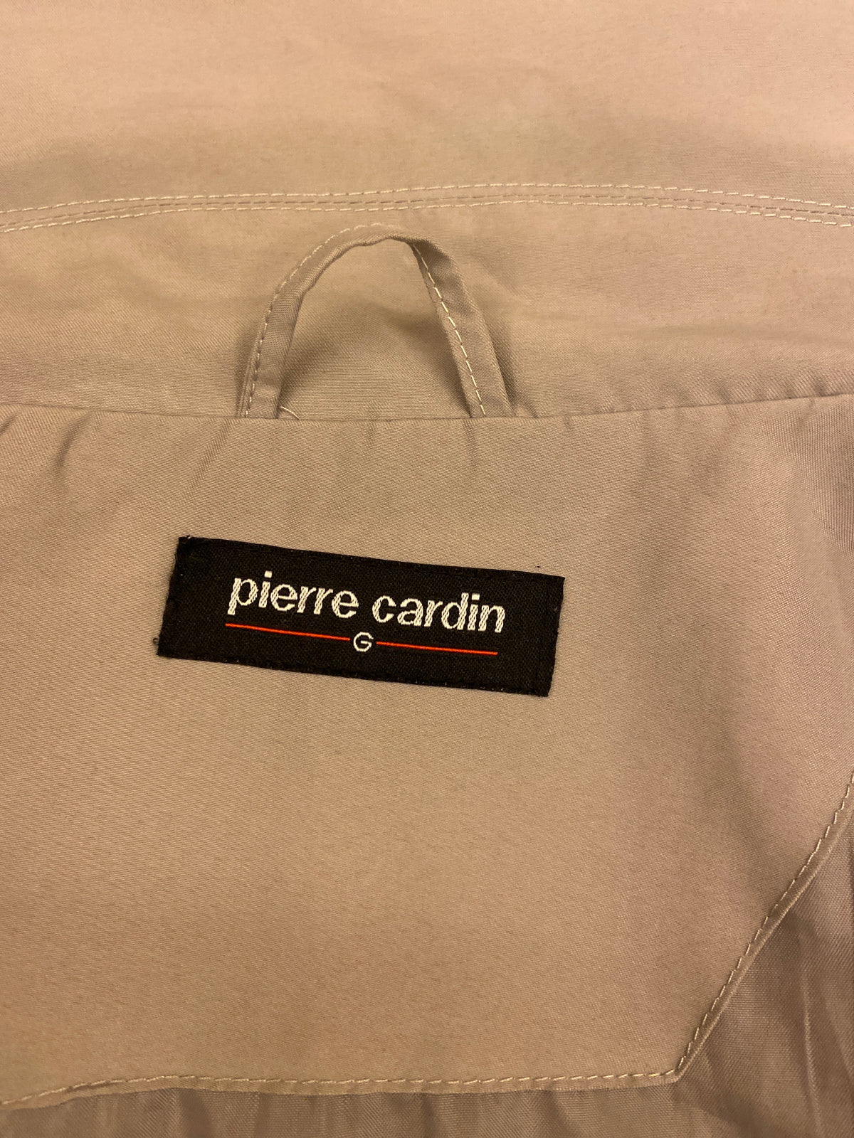 Jaqueta em nylon Pierre Cardin